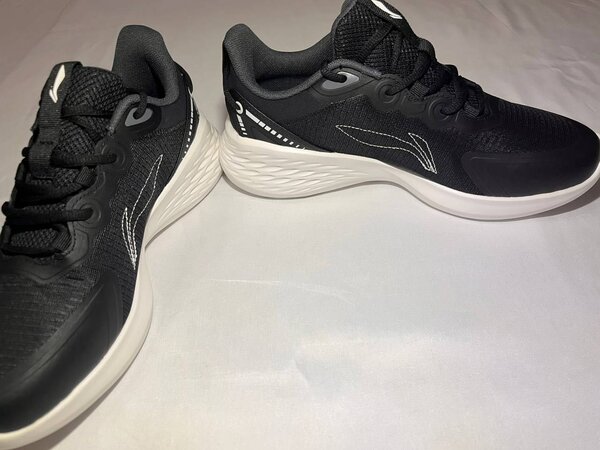 Кроссовки Li-Ning Оригинал!