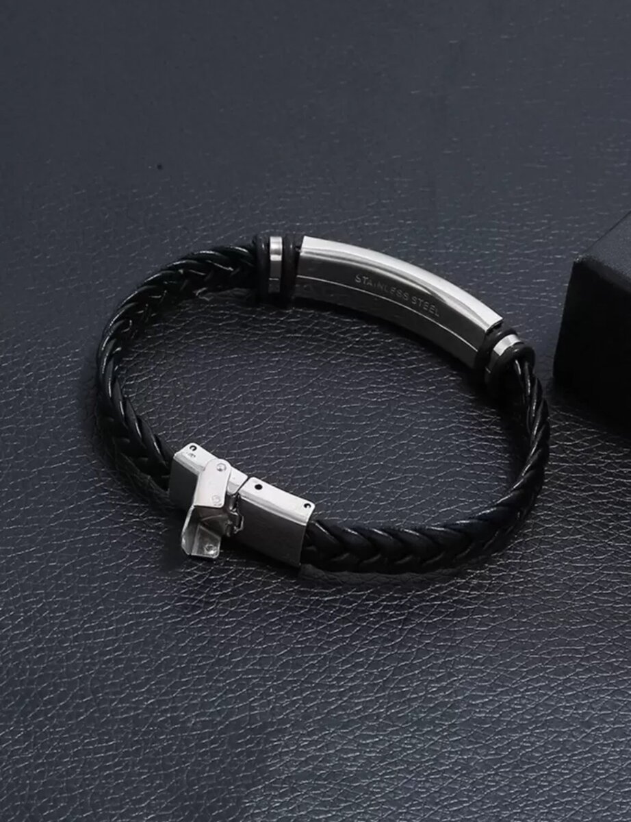 Bracelet en cuir tressé élégant