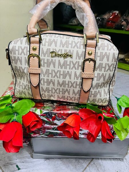 Sac à main élégant femme