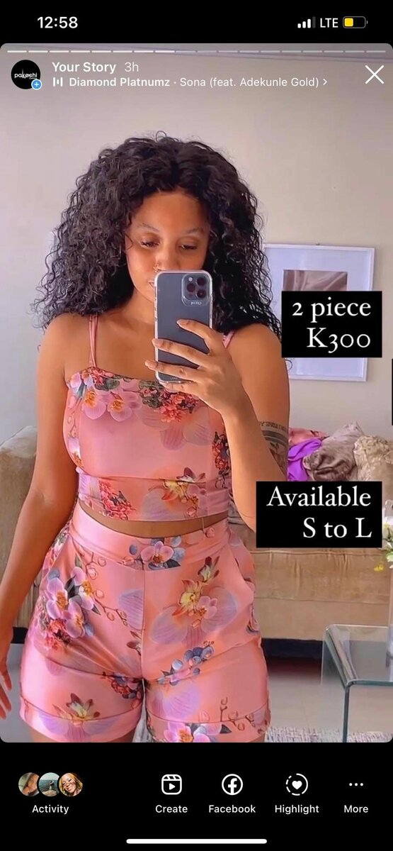 Women's two-piece with floral print shorts