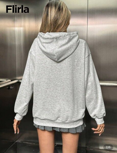 Sweat à capuche gris tendance