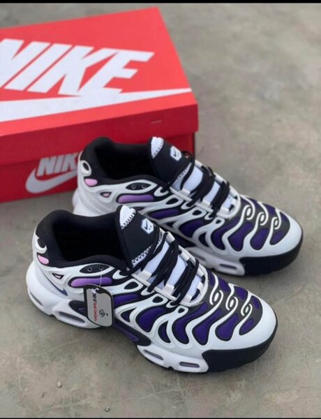 TN nike