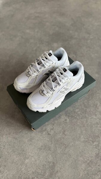 Baskets blanches confort légères