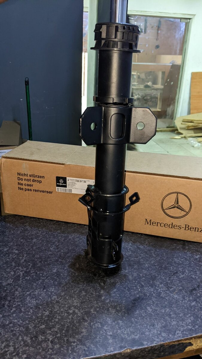 Front Shocks Absobers For Mercedes Benz Viano X447 2020