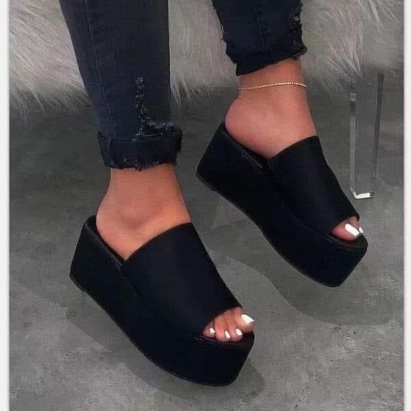 Chaussures montante