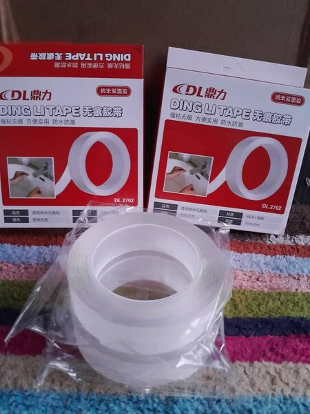 Colle adhésif double face