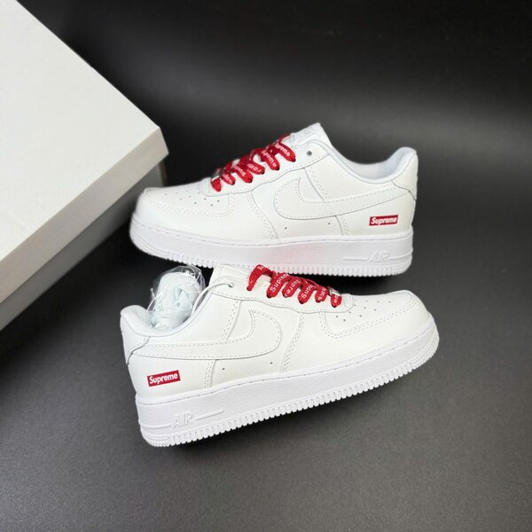 NIKE AIRFORCE SUPREME