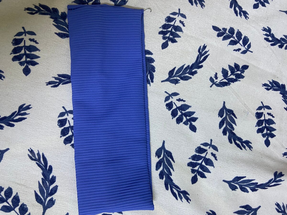Bandeau de sport bleu