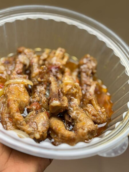 Pattes de Poulet Épicées