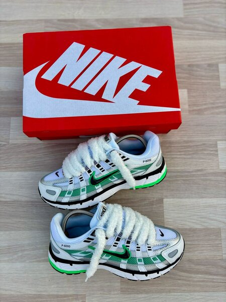 Paire de basket Nike