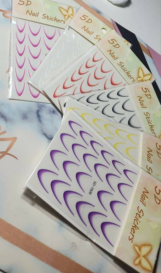 Sticker nail art french