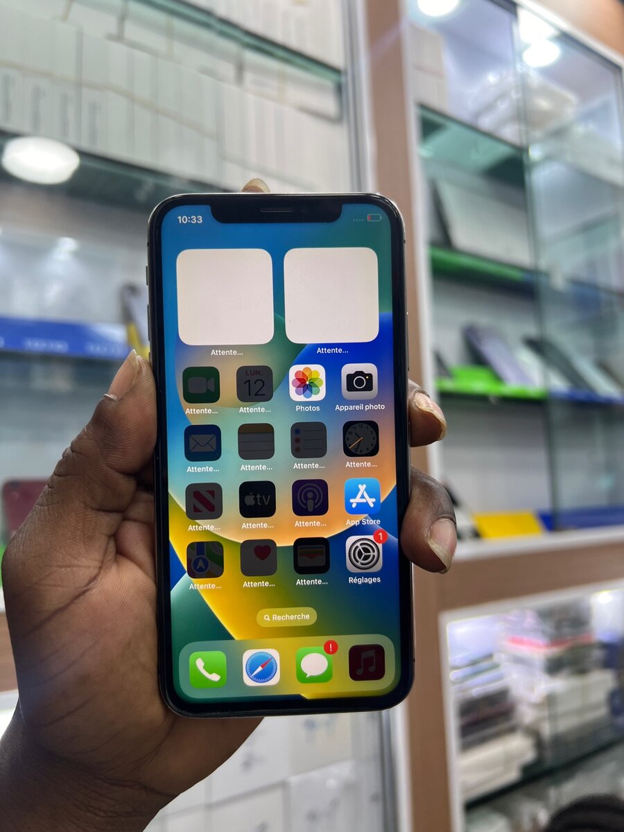 X sans ID 64Go disponible