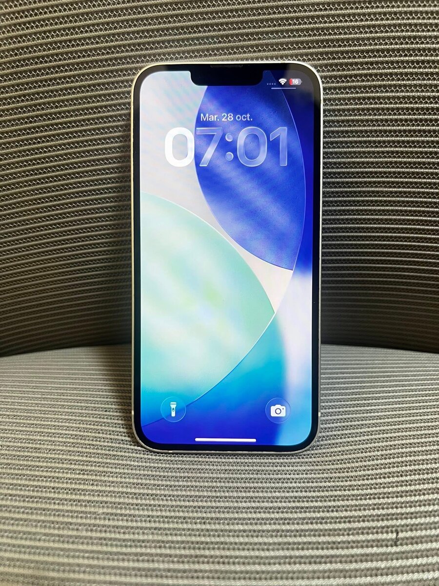 iPhone 13 simple Blanc 128 Go