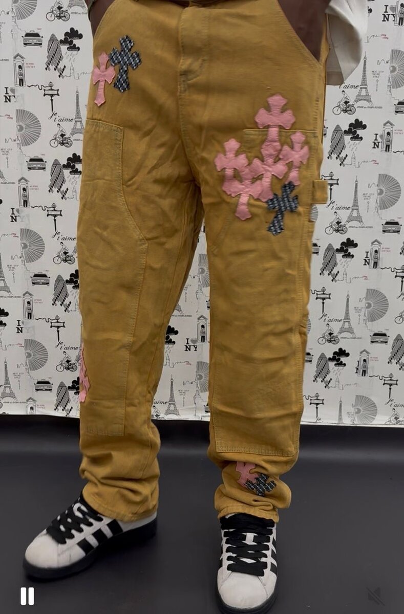 Jeans avec Patchs Croisés Tendance