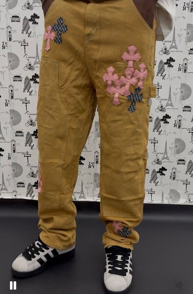 Jeans avec Patchs Croisés Tendance