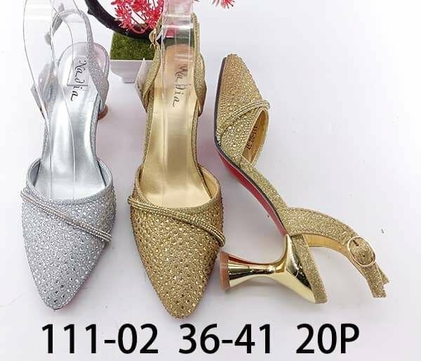 Chic chaussures à talons