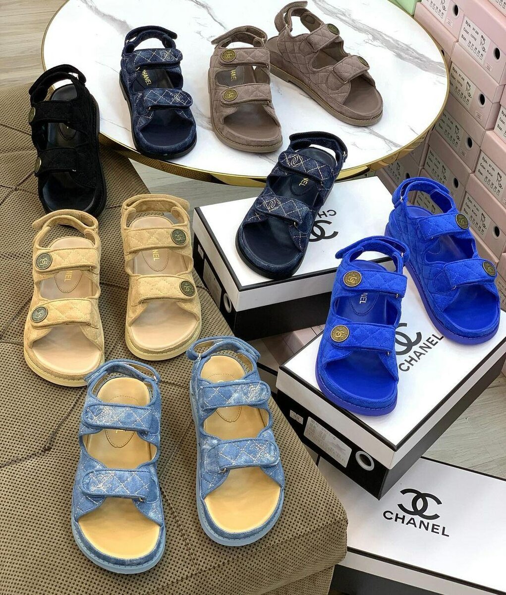 Sandals Flip flops