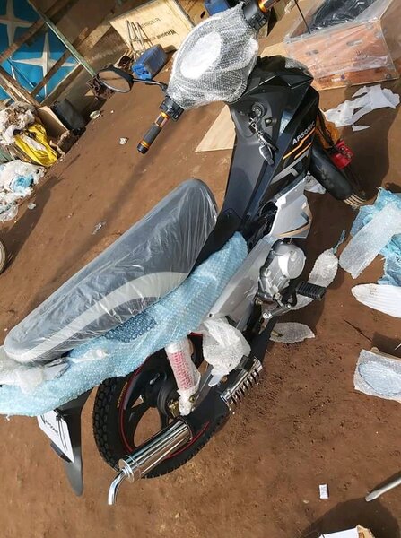 Moto électrique sportive