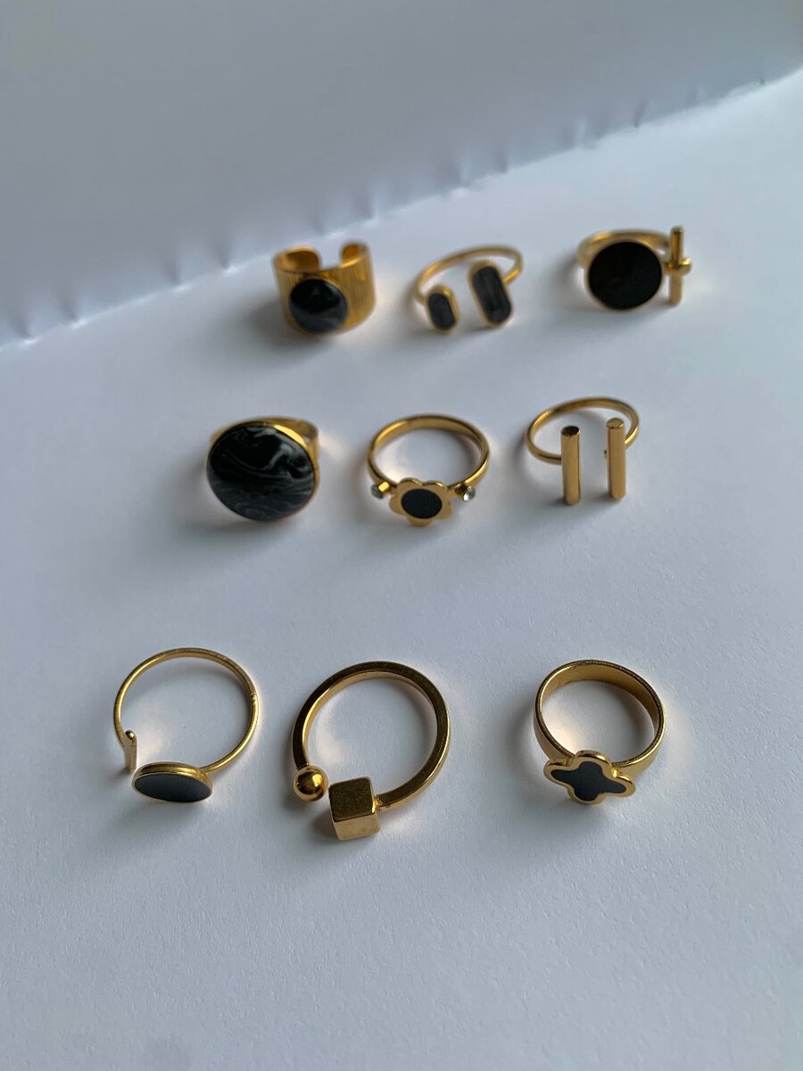 Imprint aesthetic ring set