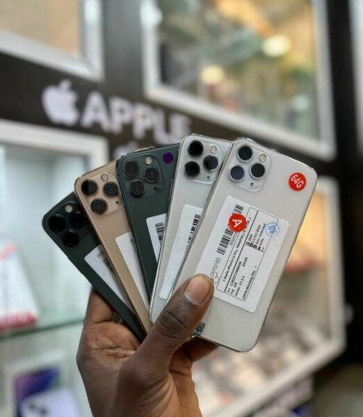 iPhone 11 Pro Max 64Go Déverrouillé