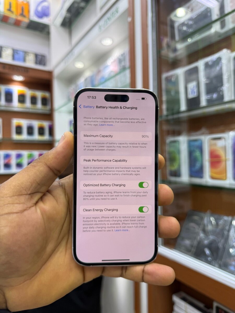 iPhone 14pro 128giga casineuf très propre deux puces
