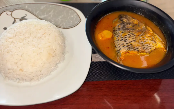 Délicieux Soupe de Poisson