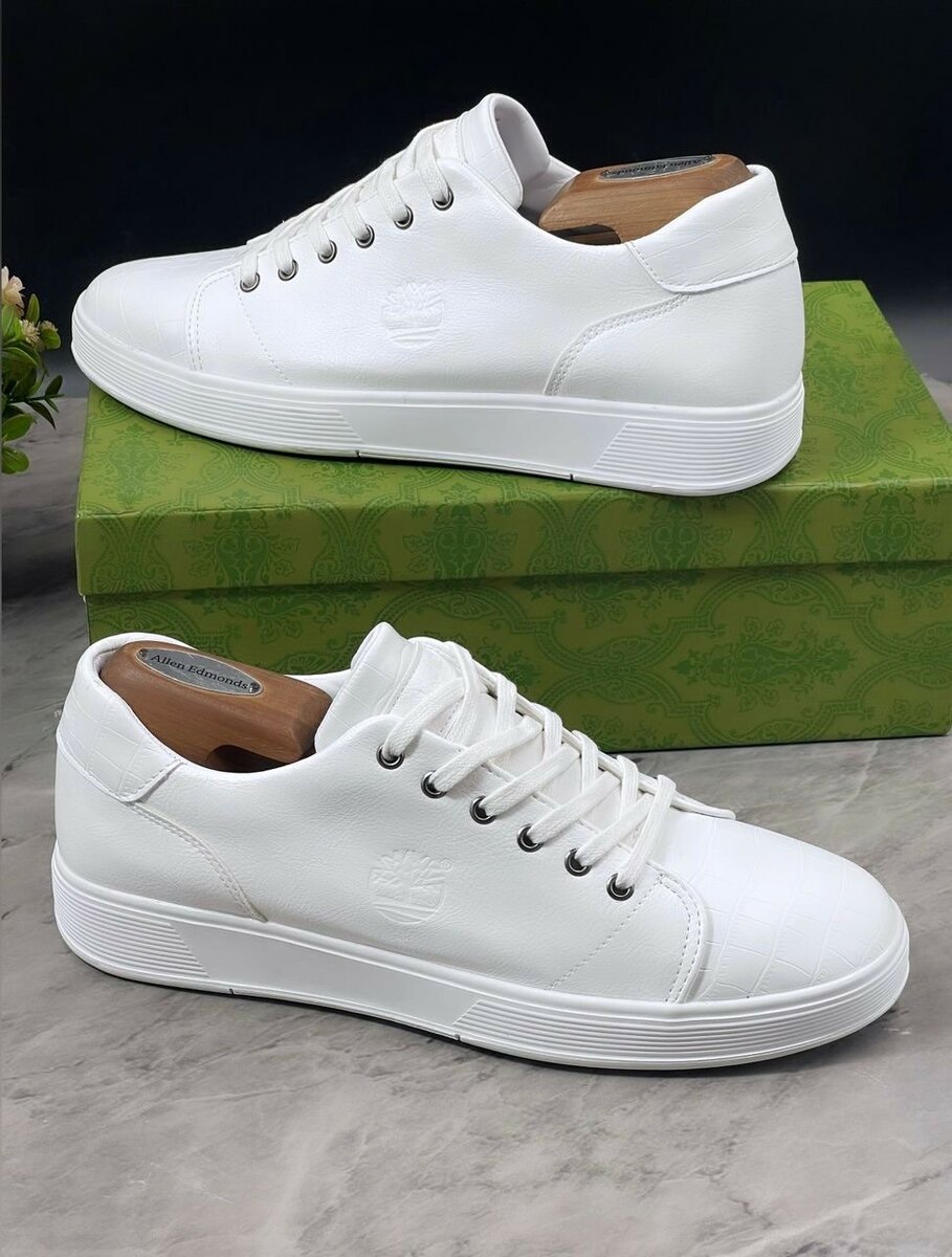 TIMBERLAND ALL WHITE