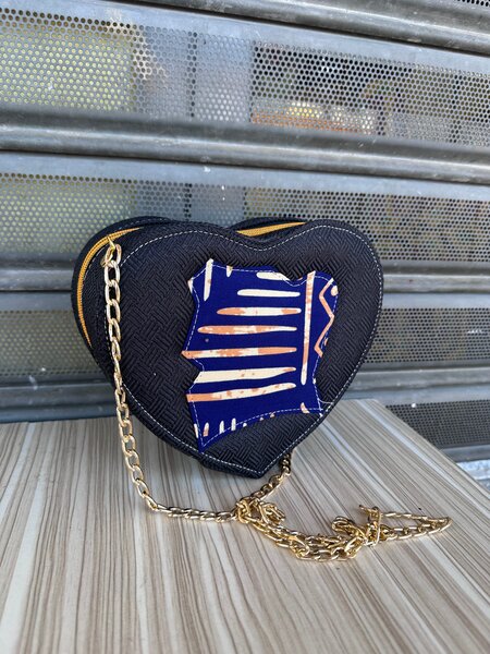 Sac à main cœur artisanal