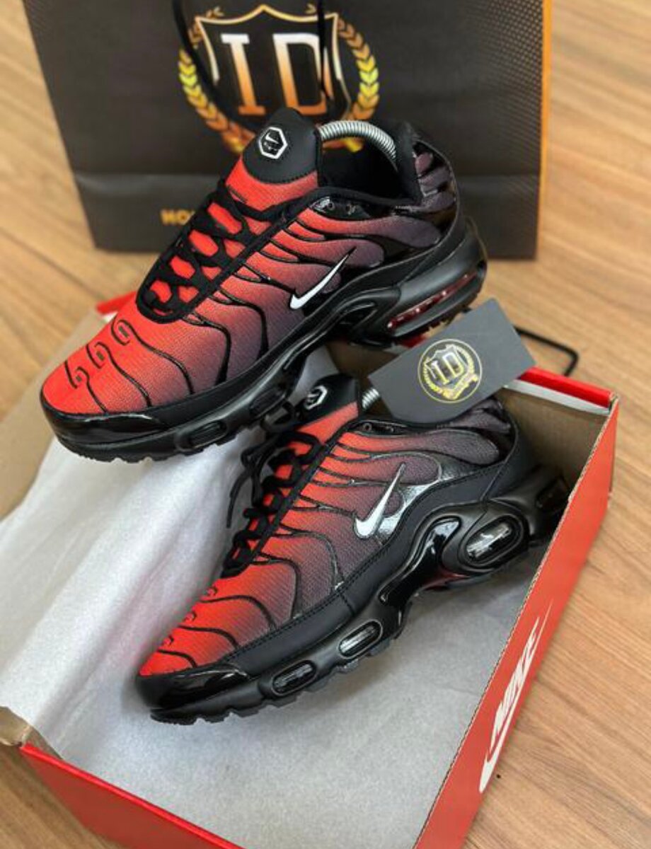 BASKET NIKE TN