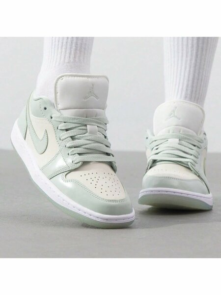 Baskets modernes pour enfants