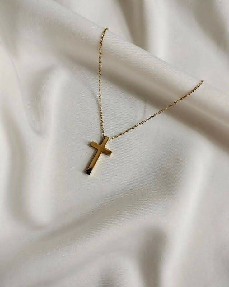 Collier Croix Doré Élégant