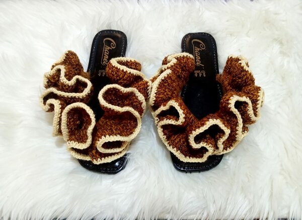 Sandales crochet a volants