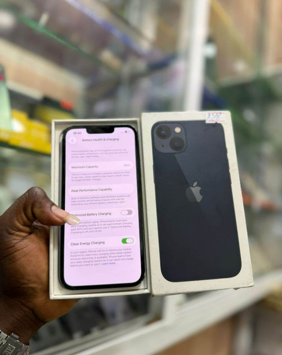 iPhone 13 simple noir 128GB