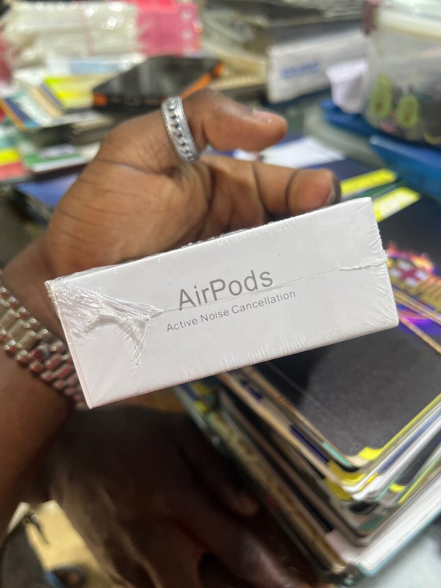 AirPods Pro 4 CE