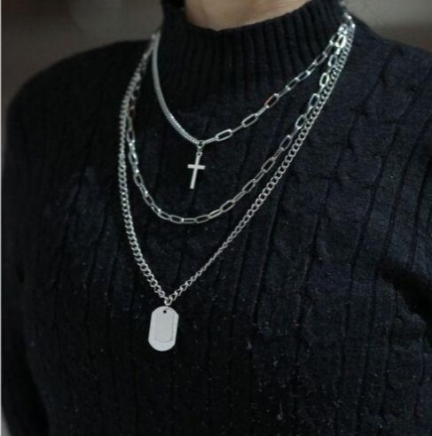 Collier à pendentifs multicouches élégant