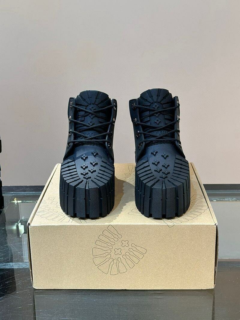 Italian Original Balenciaga Shoe