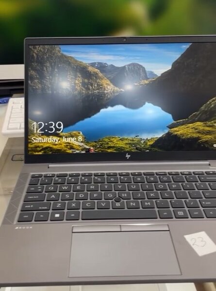 HP ZBOOK FIREFLY 14 G8