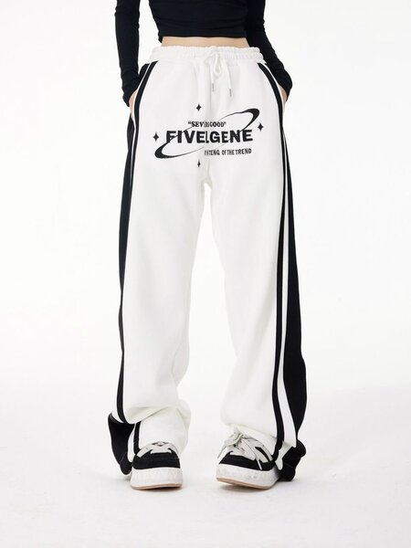 Pantalons larges à motifs