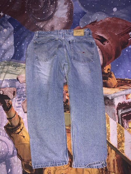 tony hilfigure light wash jeans for sale.