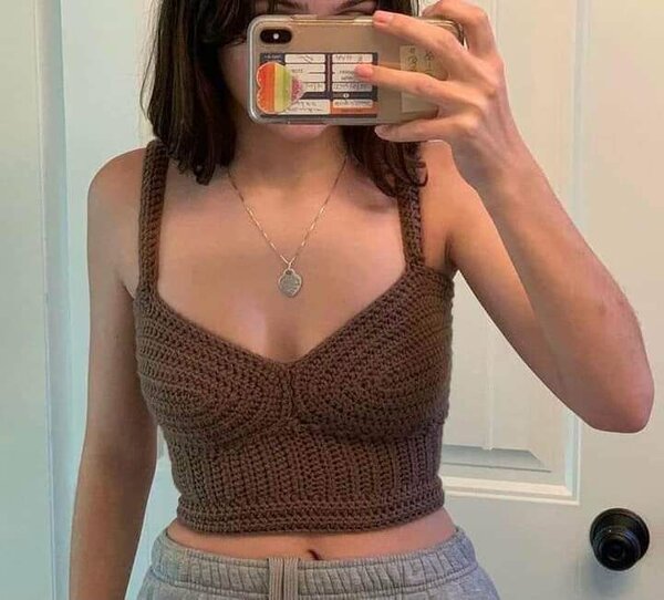 Top crochet tendance femme