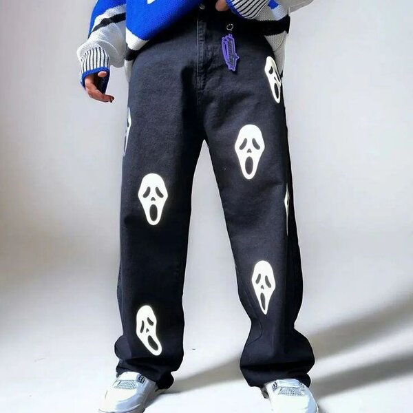 Jeans noirs motifs fantômes