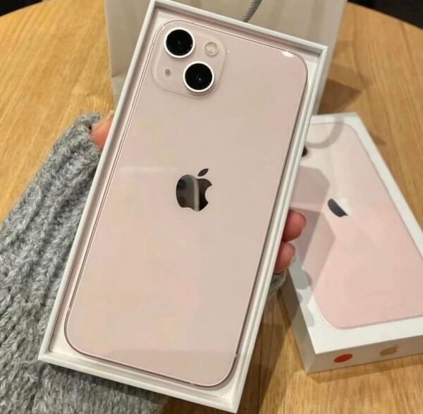 iPhone 13 simple rose