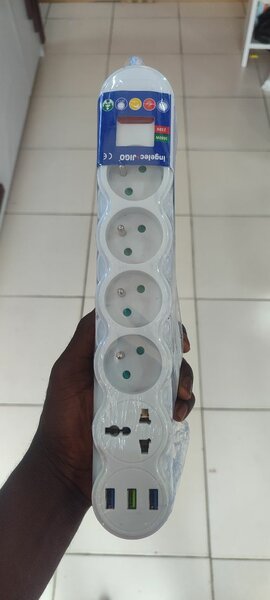 Multiprise USB 4 prises