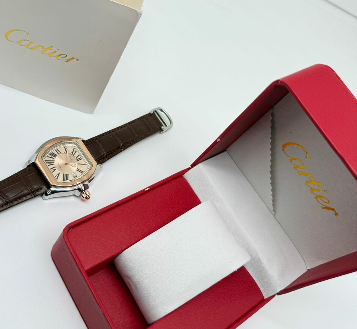 Montre de luxe Cartier