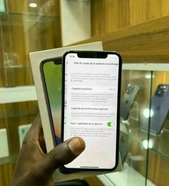 iPhone X Reconditionné - 64Go - Débloqué