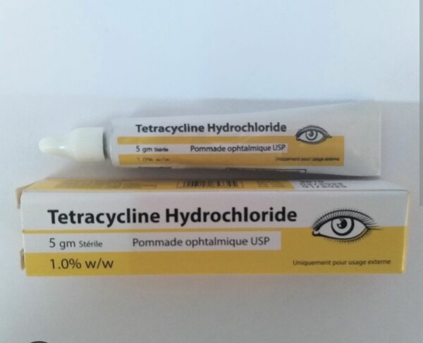 Tetracycline eye ointment