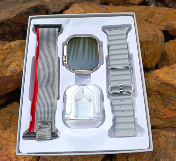 Montre connectée avec bracelets