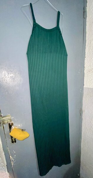 Robe longue côtelée verte