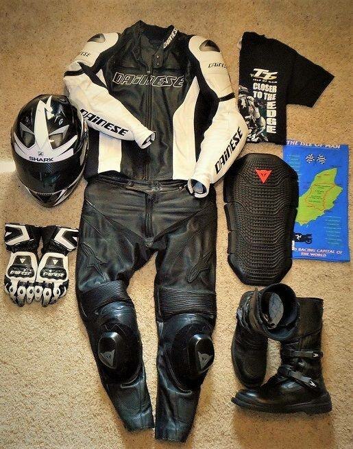 Combinaison Moto en Cuir Intégrale