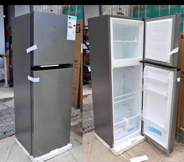 Réfrigérateur combiné argent